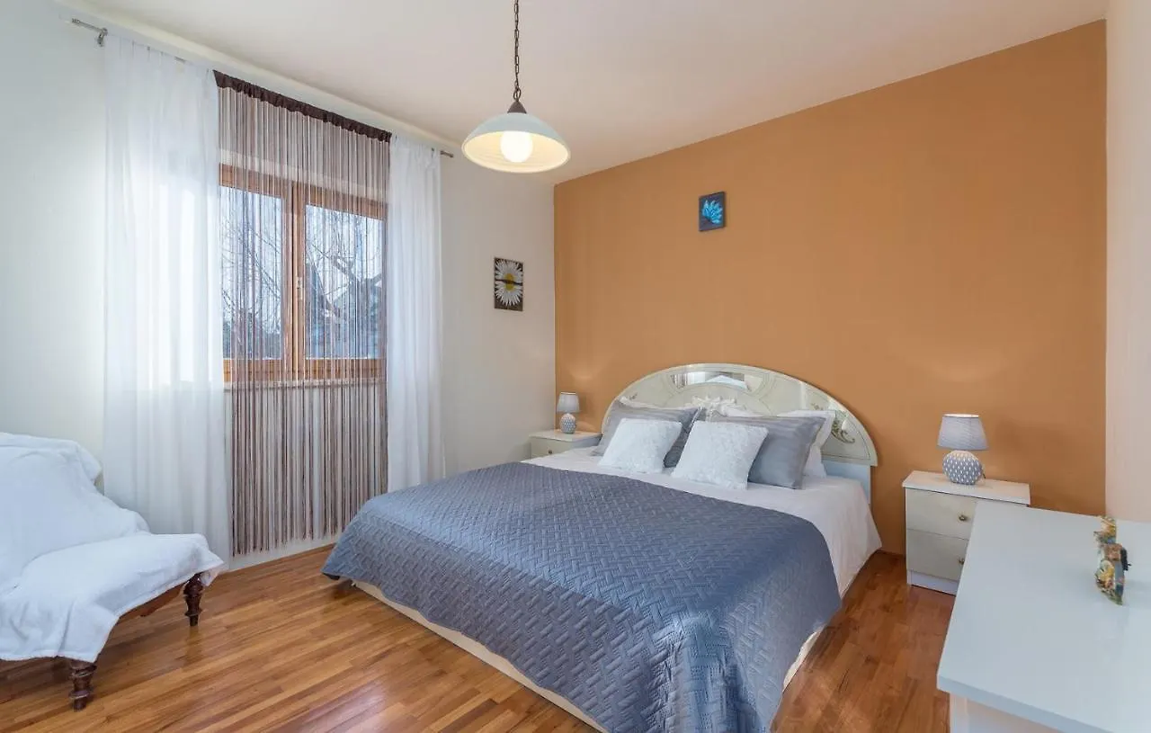 Apartmani Katalin Gostinjska kuća